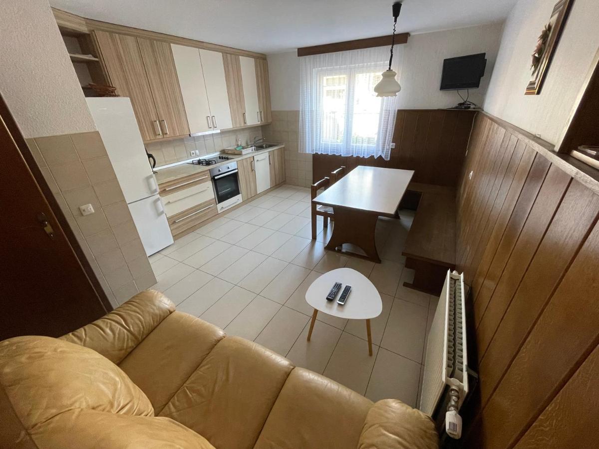 Iva Apartments Новиград Экстерьер фото
